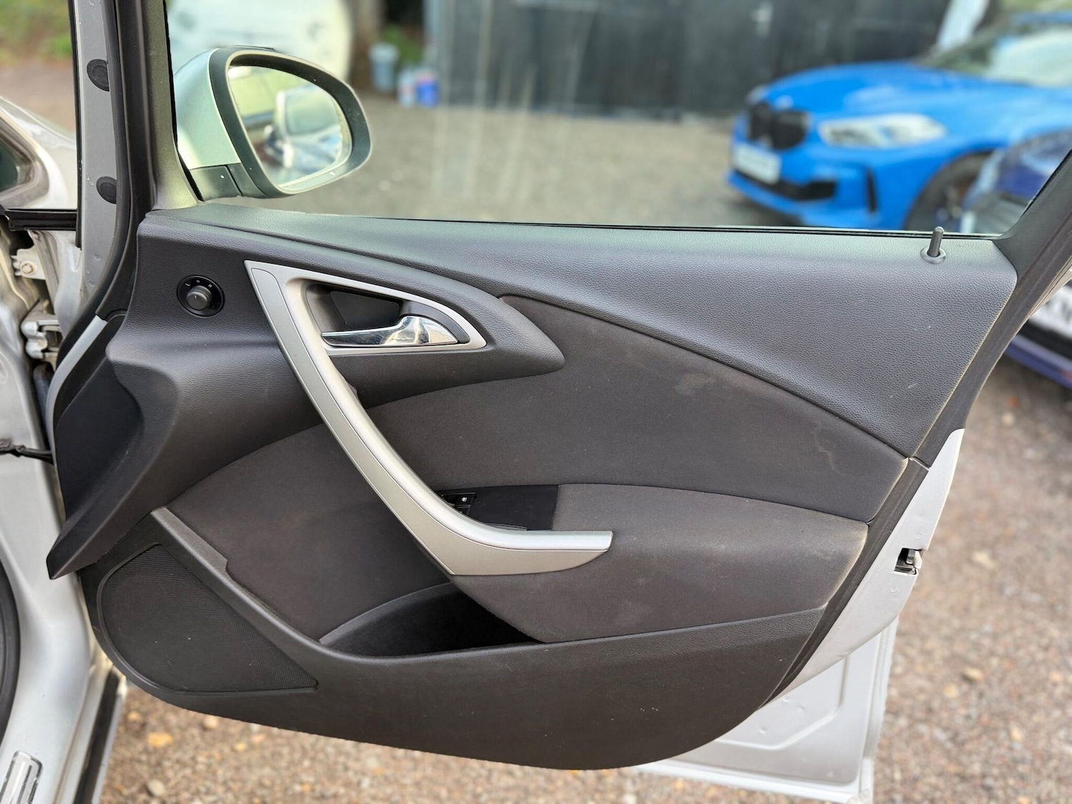 Used Vauxhall Astra 2011 for sale - 77050276: Photo 46