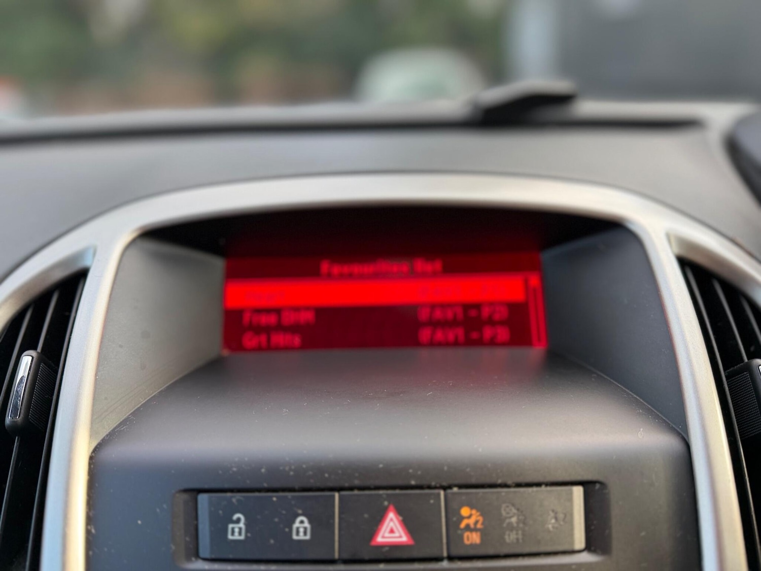 Used Vauxhall Astra 2011 for sale - 77050276: Photo 53