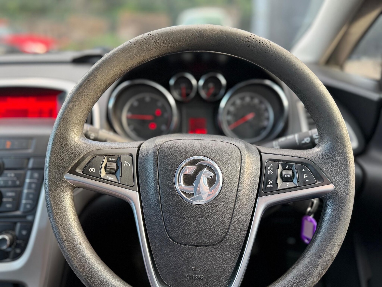 Used Vauxhall Astra 2011 for sale - 77050276: Photo 57