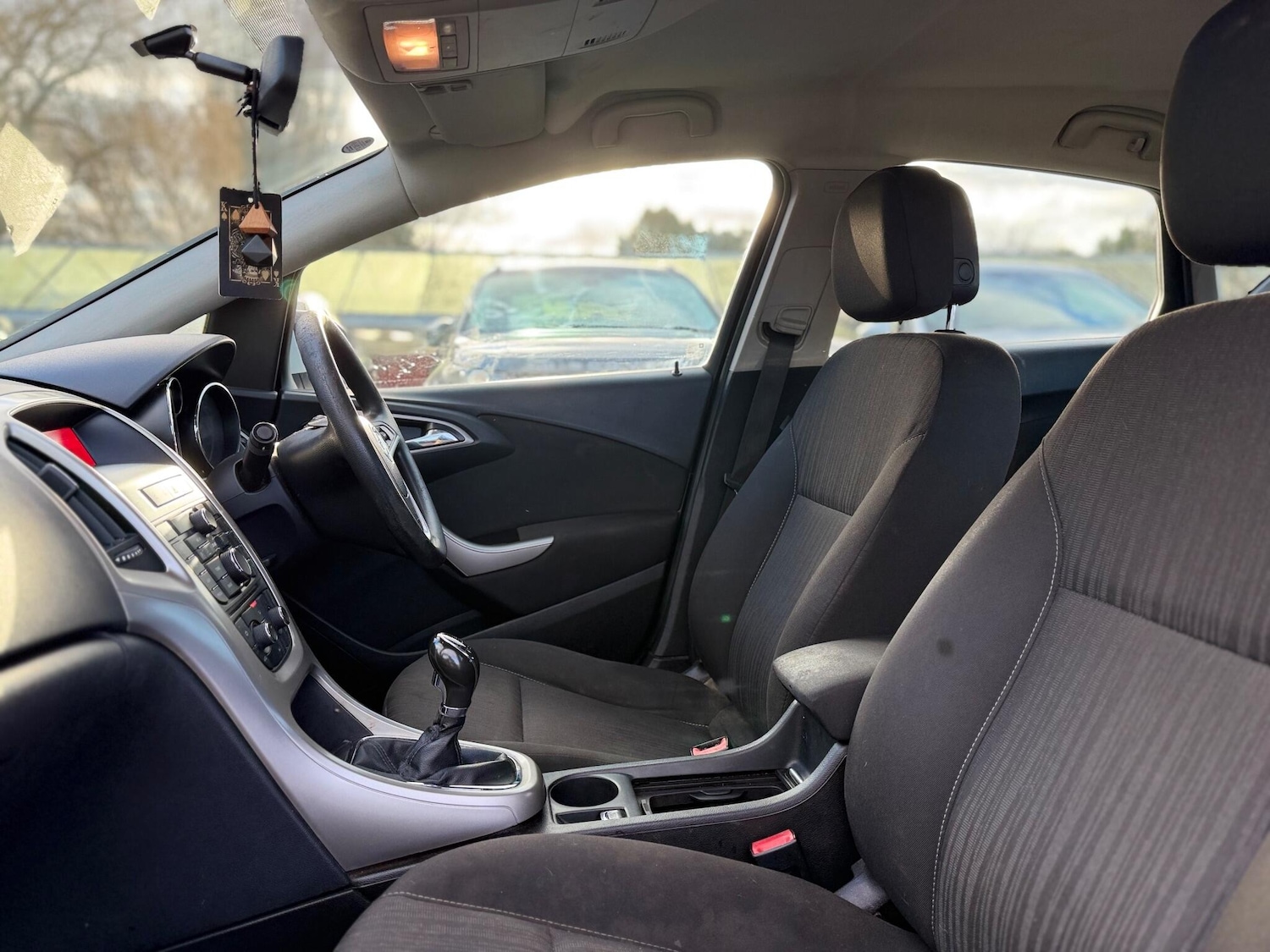 Used Vauxhall Astra 2011 for sale - 77050276: Photo 7