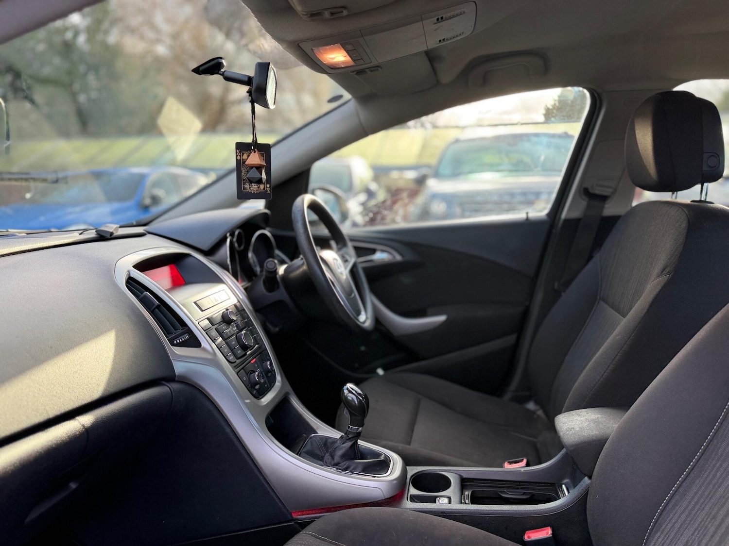 Used Vauxhall Astra 2011 for sale - 77050276: Photo 70