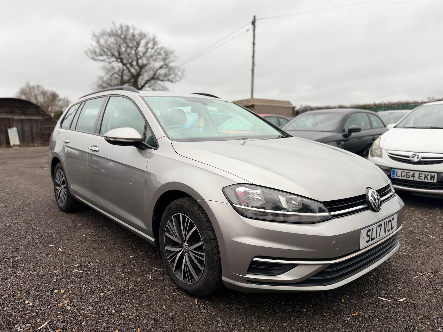 Used Volkswagen Golf 2017 for sale - 76926935: Photo 11