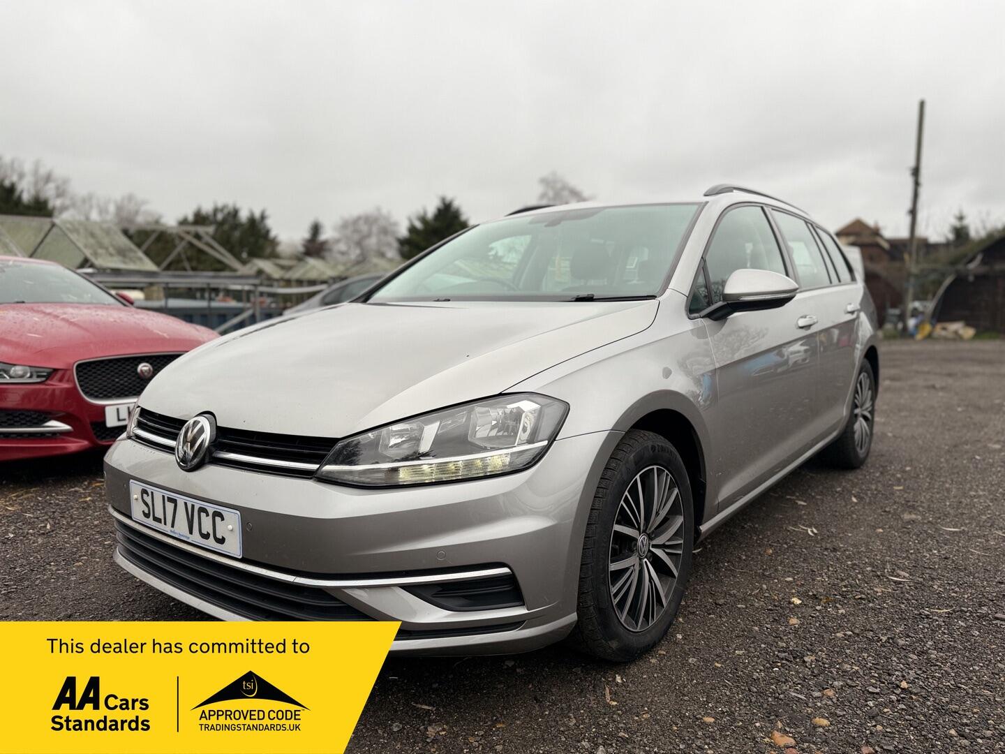 Used Volkswagen Golf 2017 for sale - 76926935: Photo 3