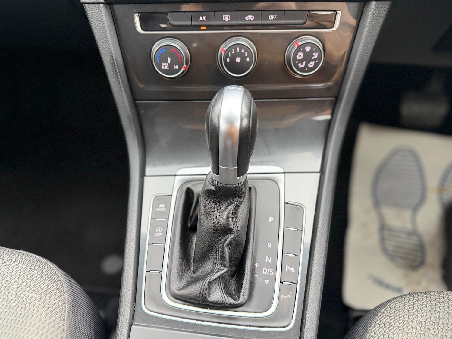 Used Volkswagen Golf 2017 for sale - 76926935: Photo 30