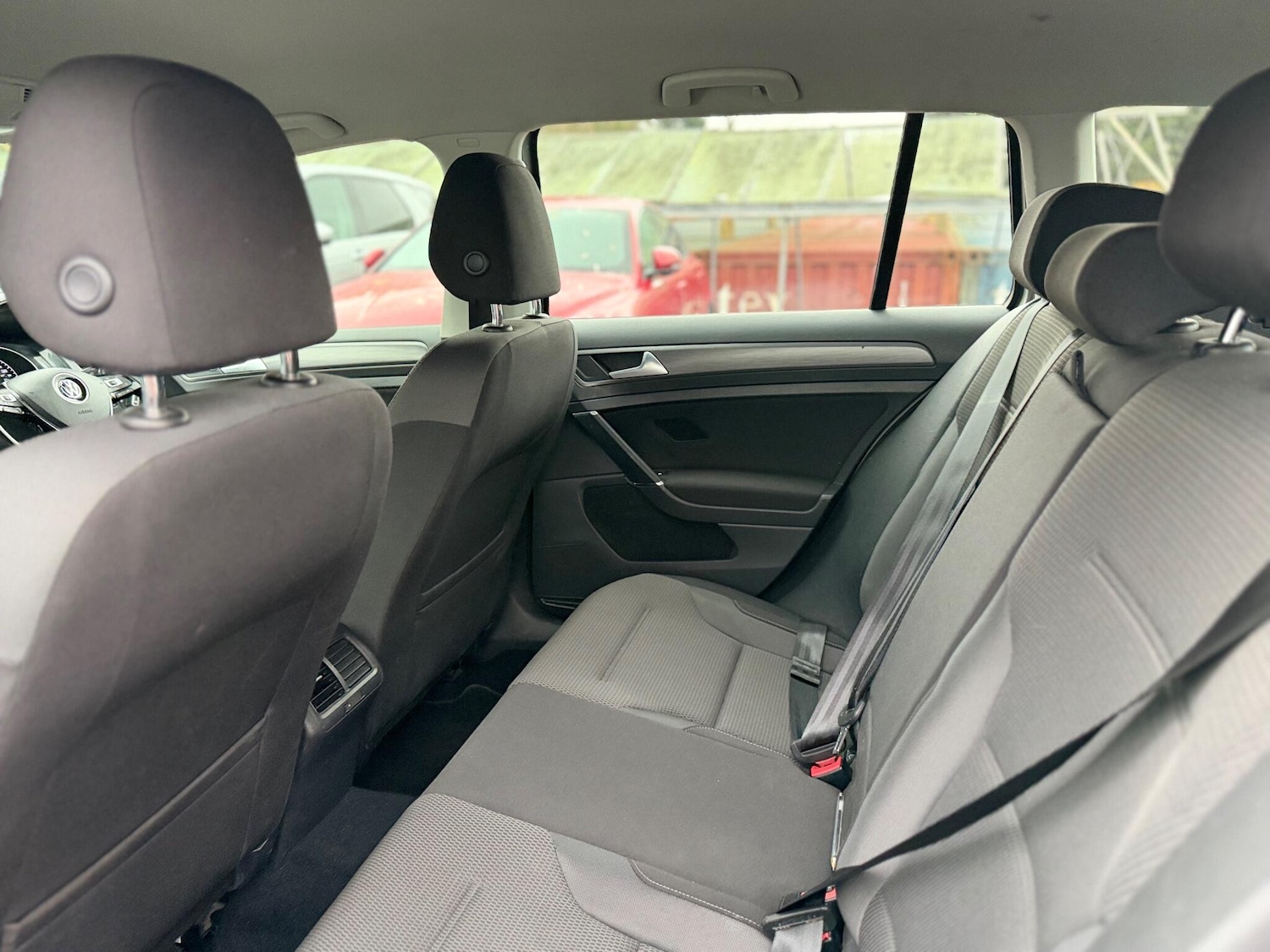 Used Volkswagen Golf 2017 for sale - 76926935: Photo 45