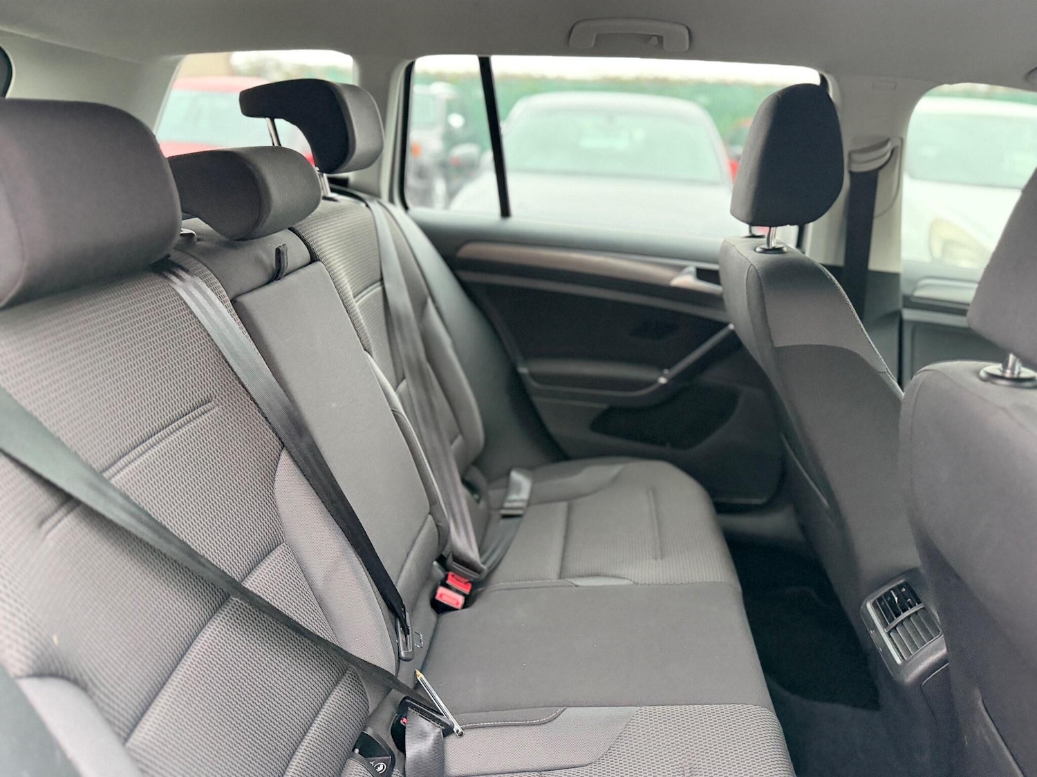 Used Volkswagen Golf 2017 for sale - 76926935: Photo 47