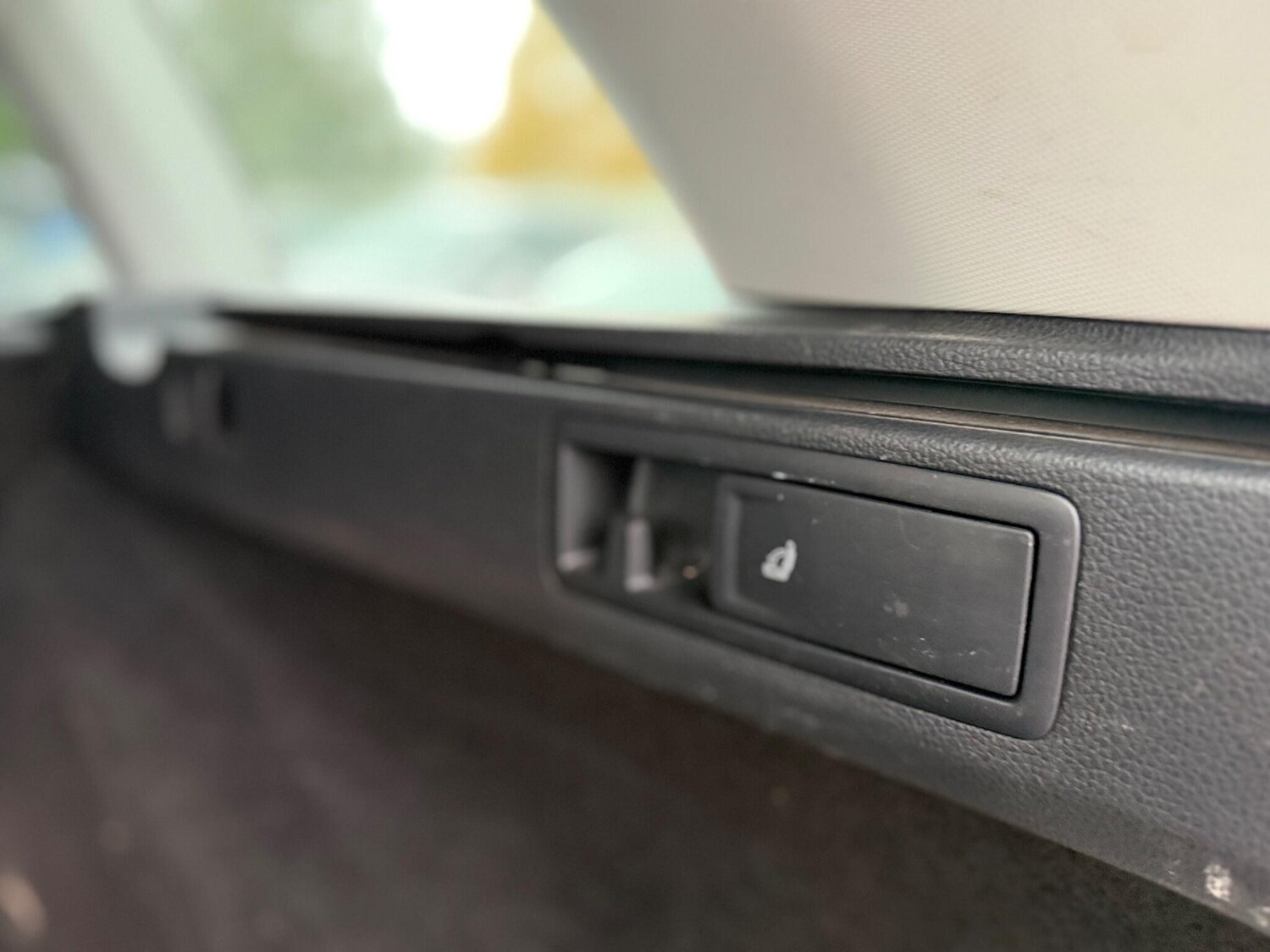 Used Volkswagen Golf 2017 for sale - 76926935: Photo 51