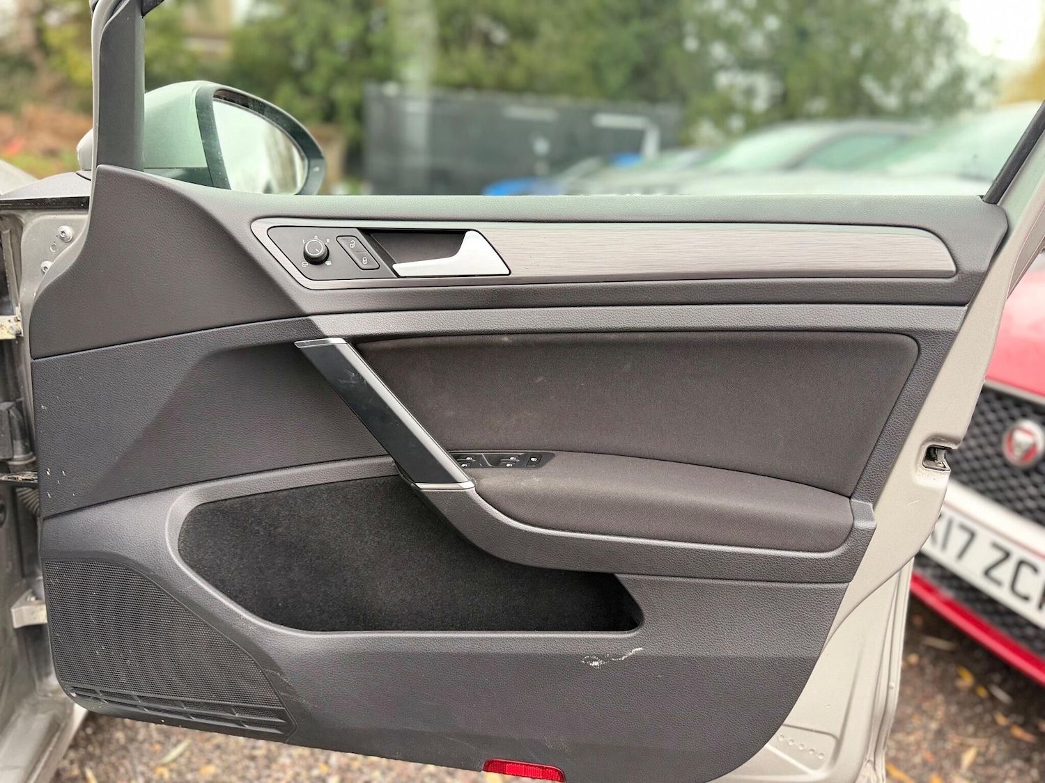 Used Volkswagen Golf 2017 for sale - 76926935: Photo 53