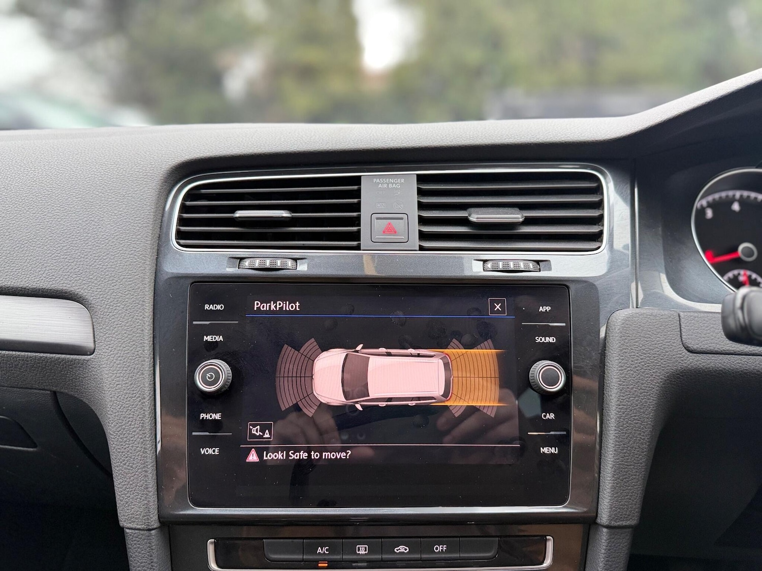 Used Volkswagen Golf 2017 for sale - 76926935: Photo 58