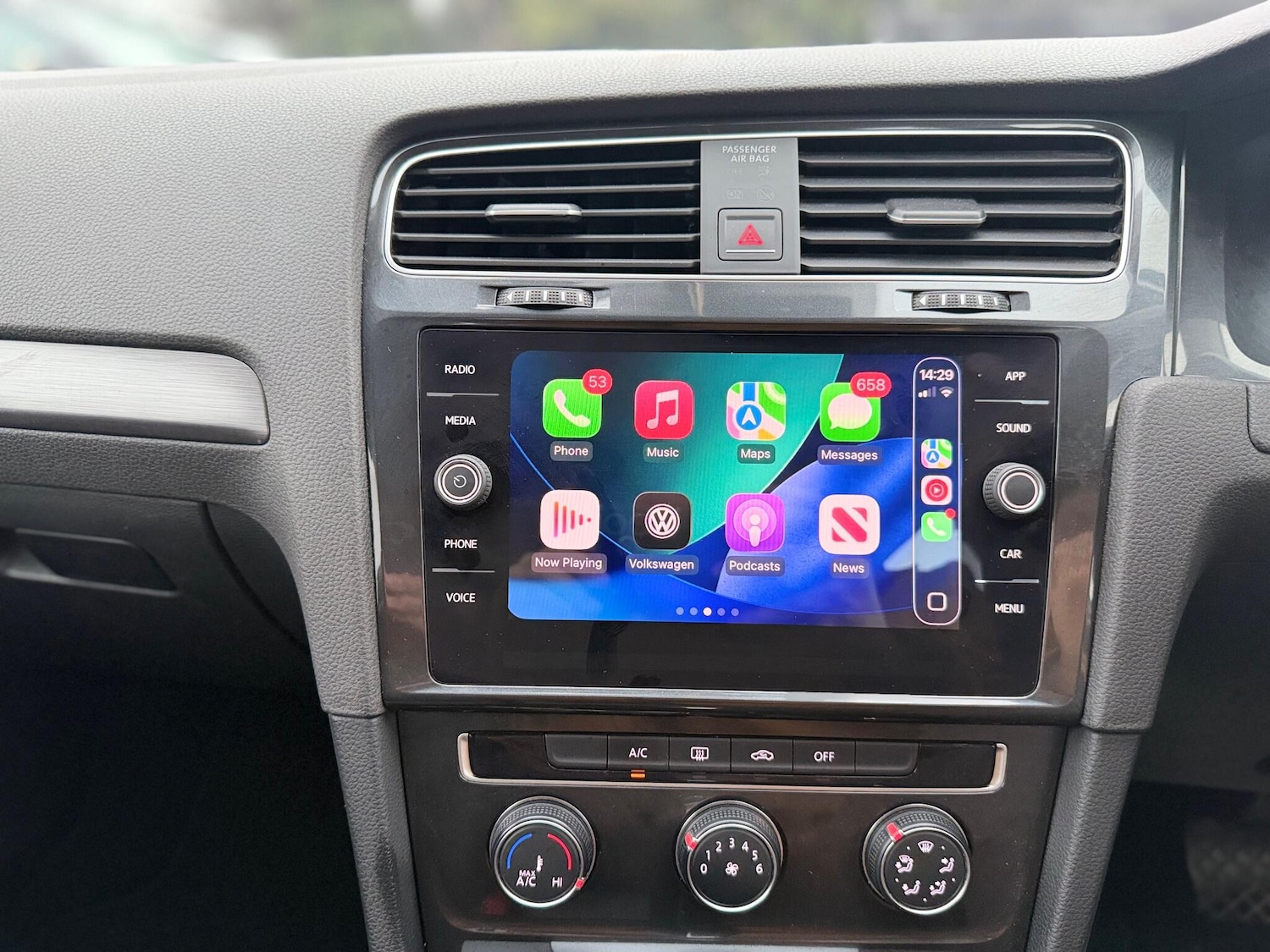 Used Volkswagen Golf 2017 for sale - 76926935: Photo 61