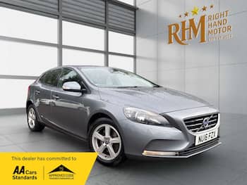 Used Volvo V40 2016 for sale - 79834254: Photo
