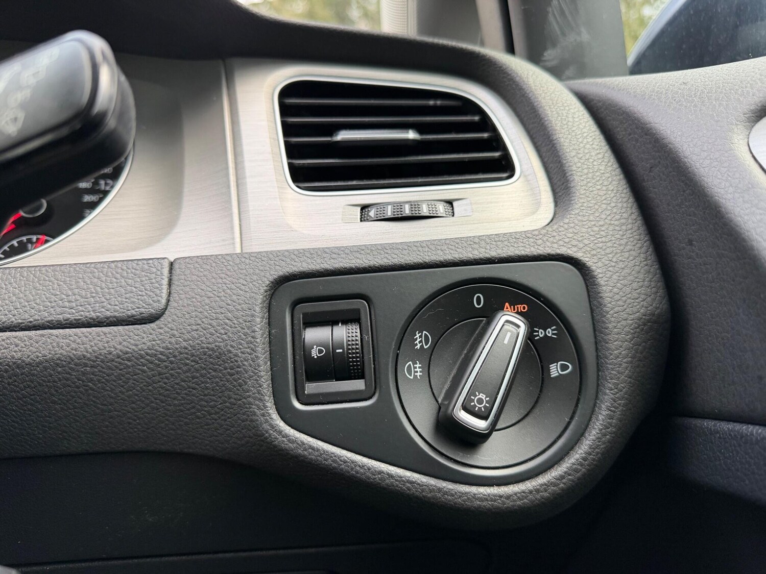 Used Volkswagen Golf 2016 for sale - 77524691: Photo 34