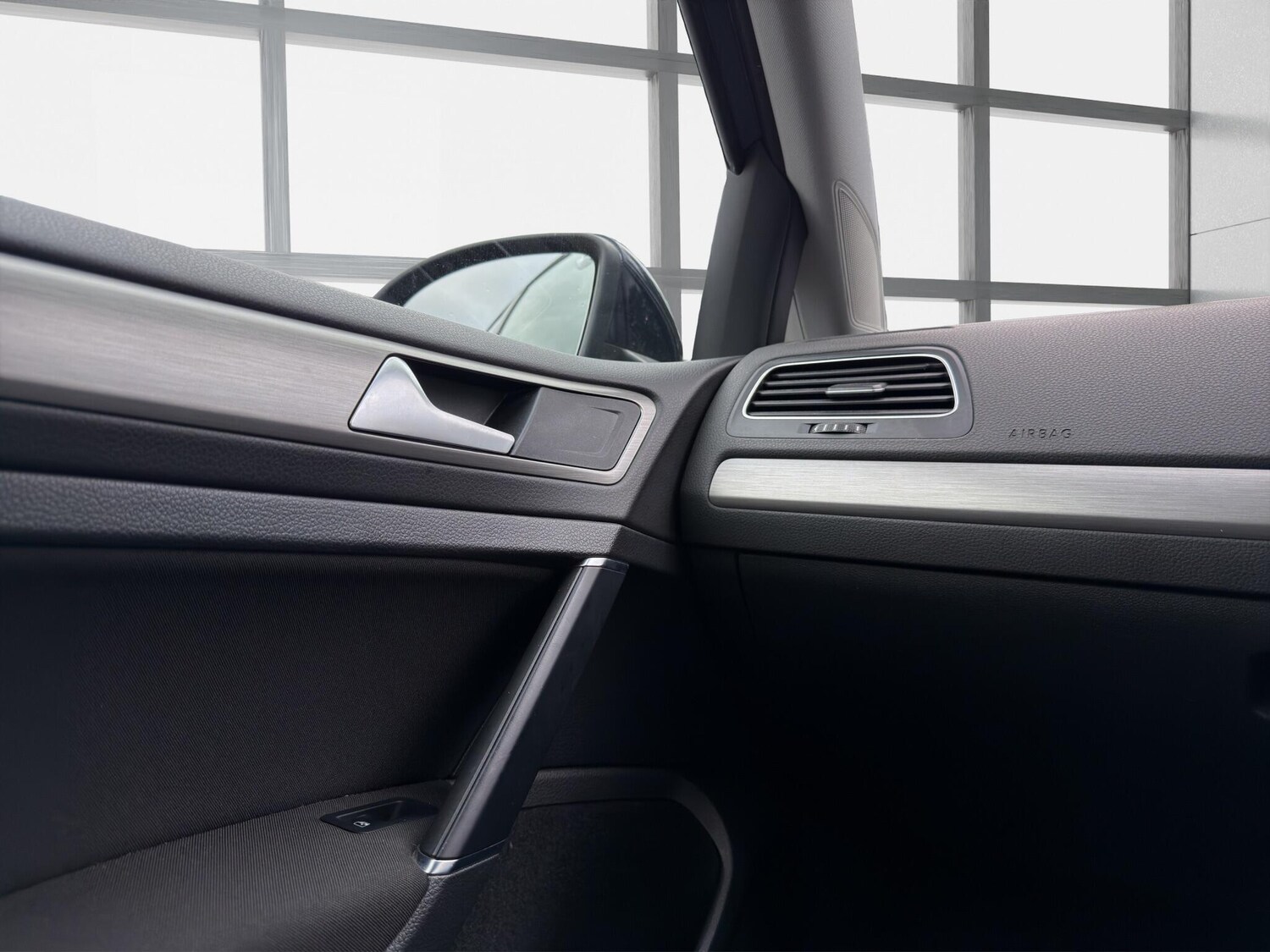 Used Volkswagen Golf 2016 for sale - 77524691: Photo 36