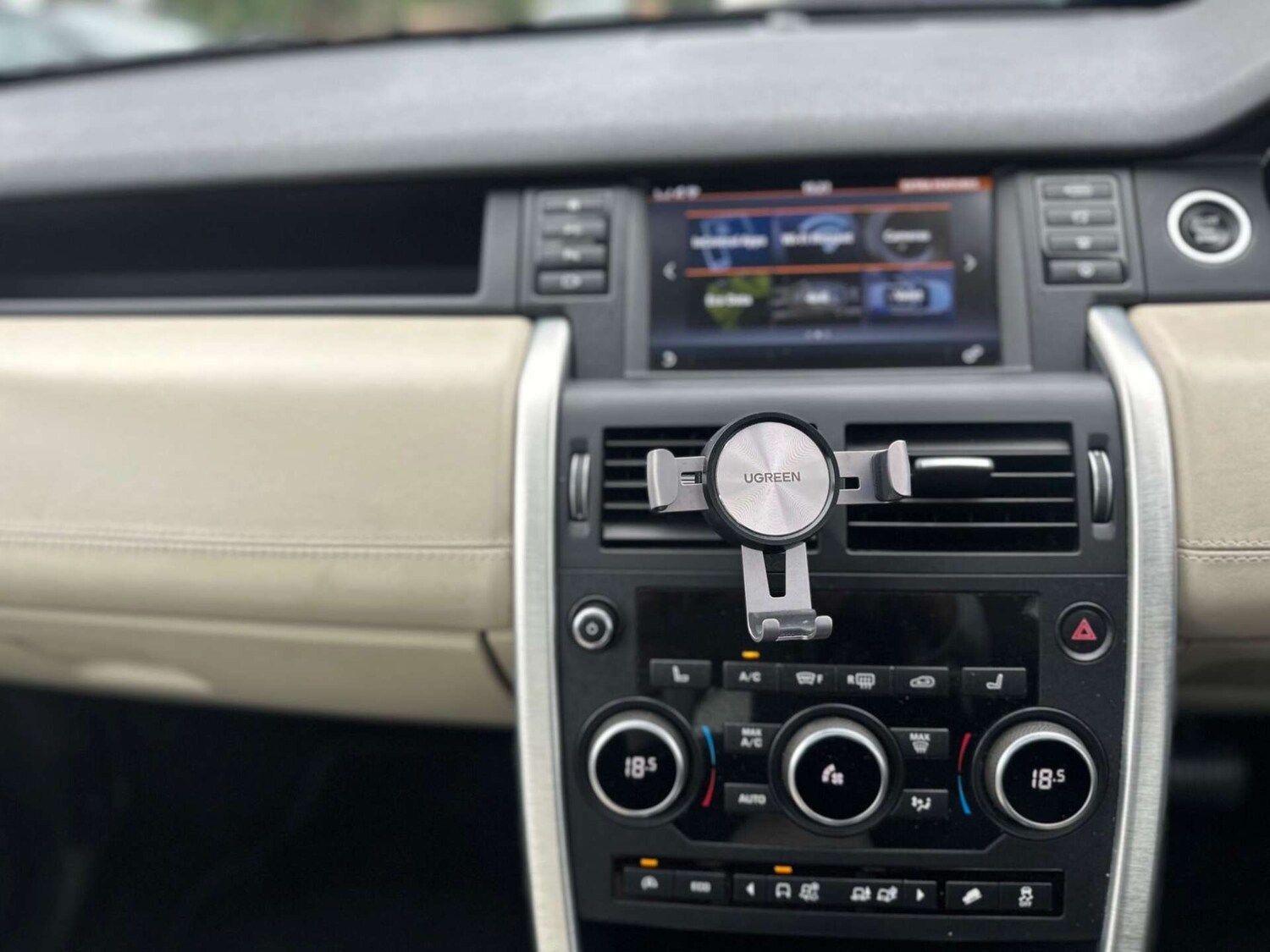 Used Land Rover Discovery Sport 2016 for sale - 77946169: Photo 63