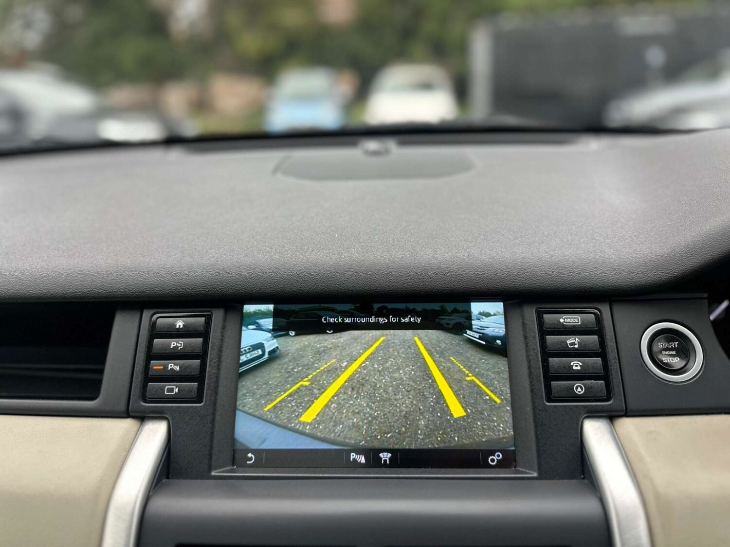 Used Land Rover Discovery Sport 2016 for sale - 77946169: Photo 66