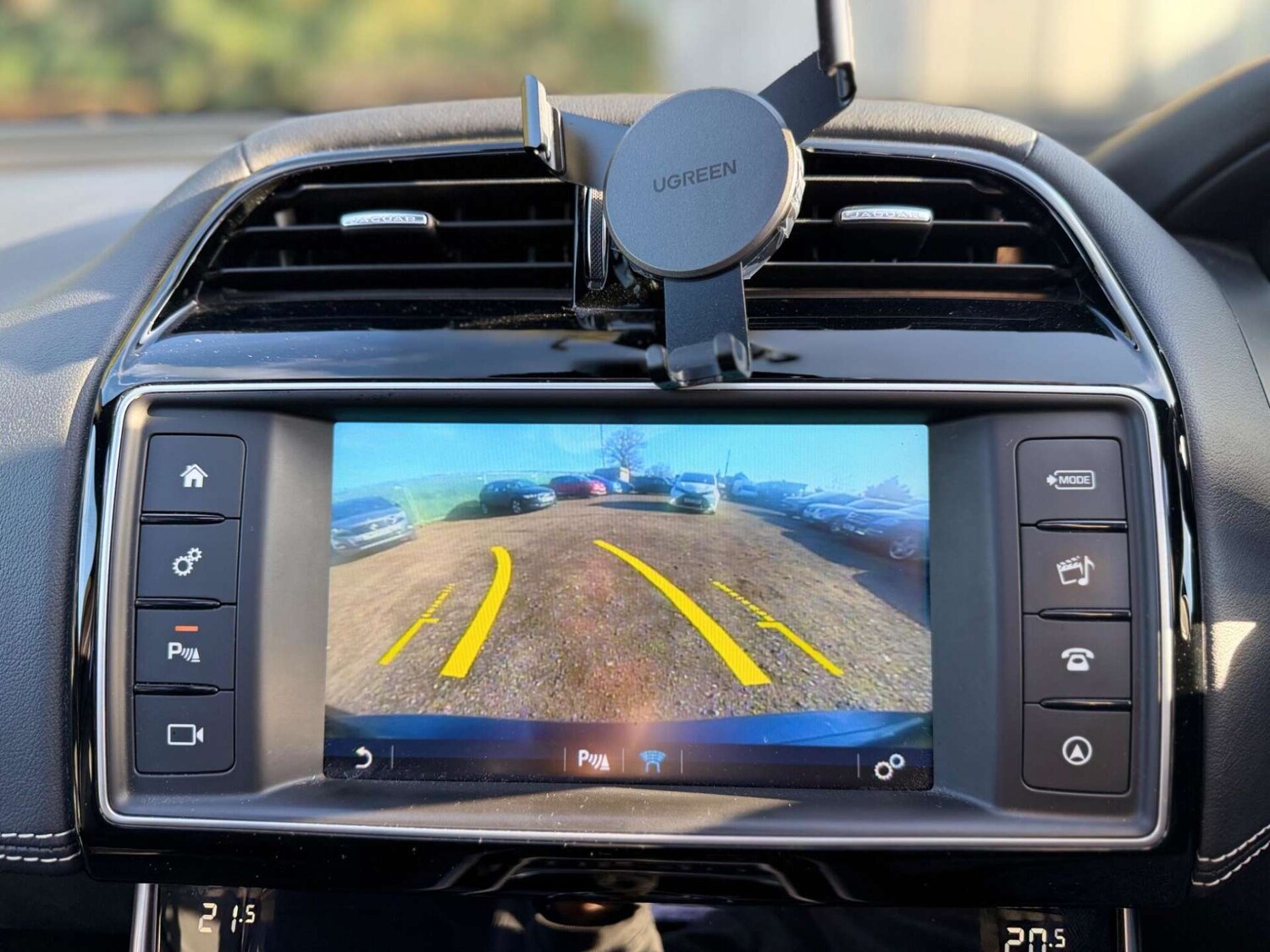 Used Jaguar XE 2016 for sale - 77946154: Photo 38