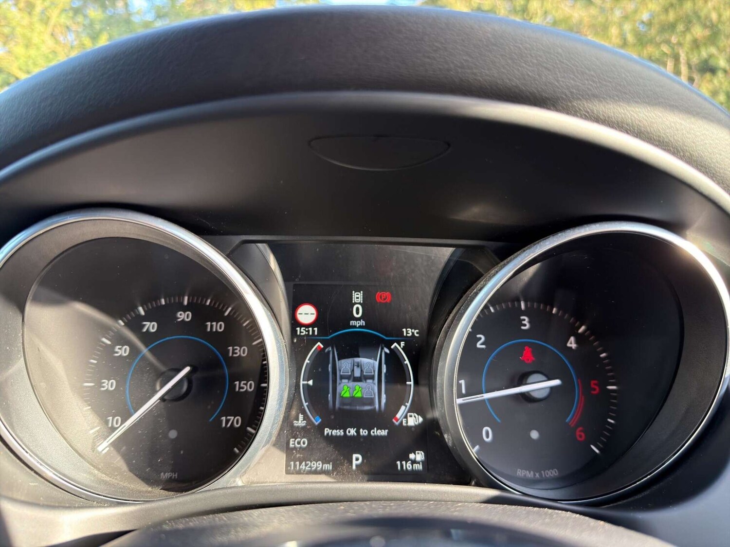 Used Jaguar XE 2016 for sale - 77946154: Photo 43