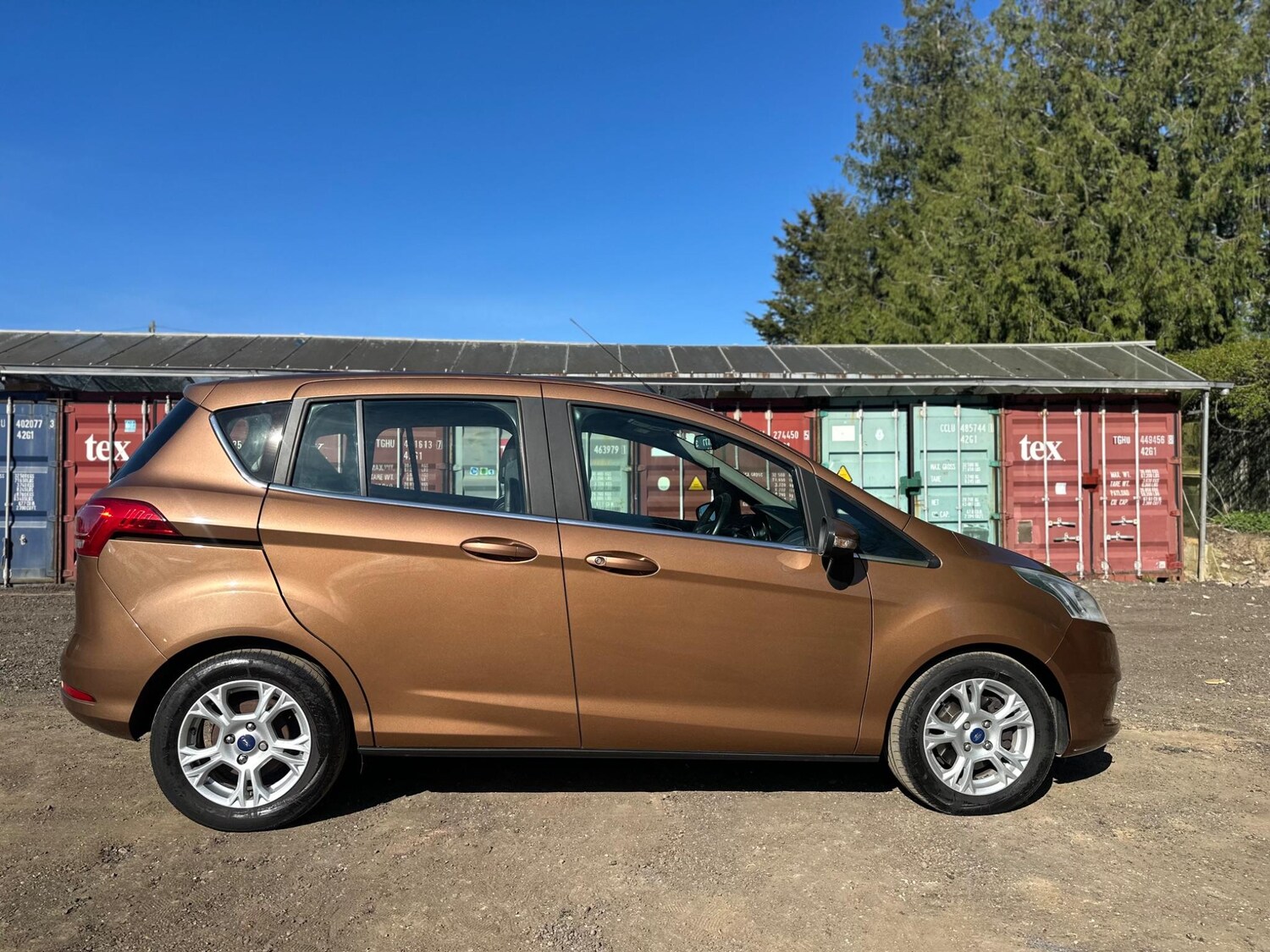 Vehicle 29