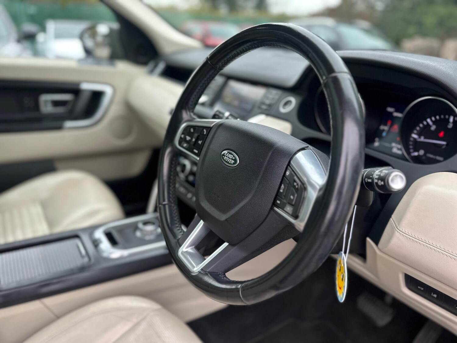 Used Land Rover Discovery Sport 2016 for sale - 76240203: Photo 33