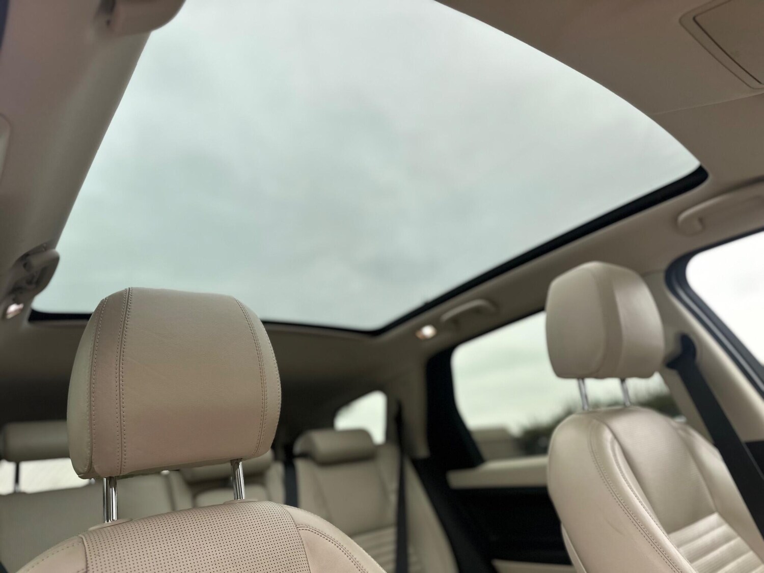 Used Land Rover Discovery Sport 2016 for sale - 76240203: Photo 42