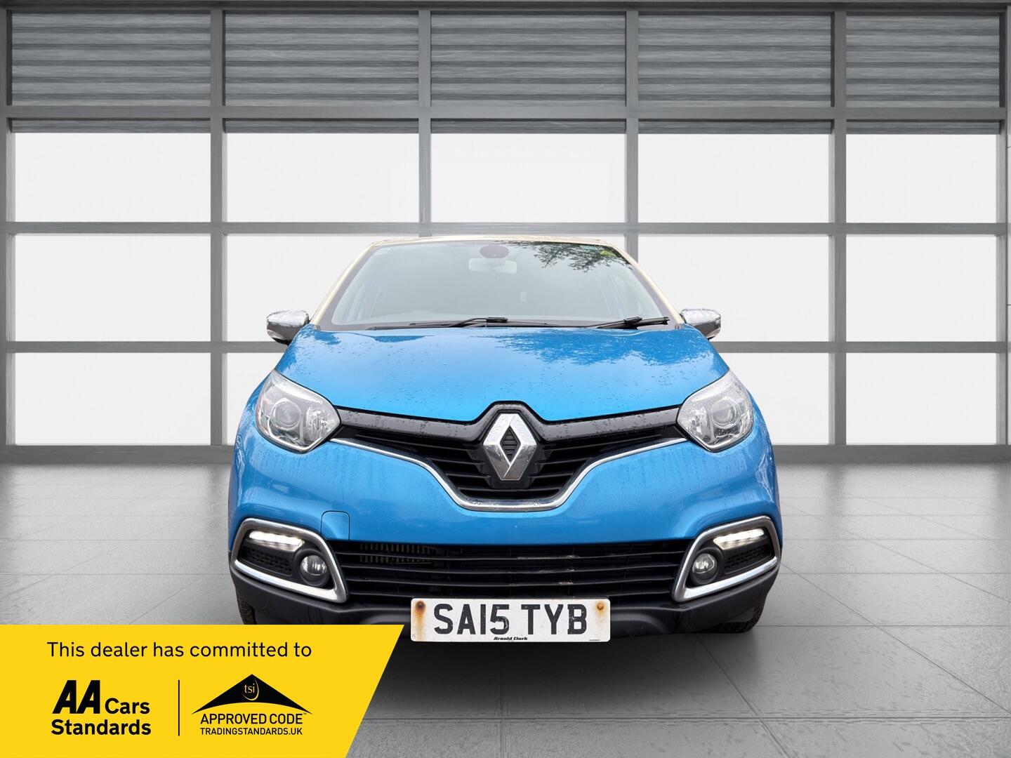 Used Renault Captur 2015 for sale - 77793376: Photo 2