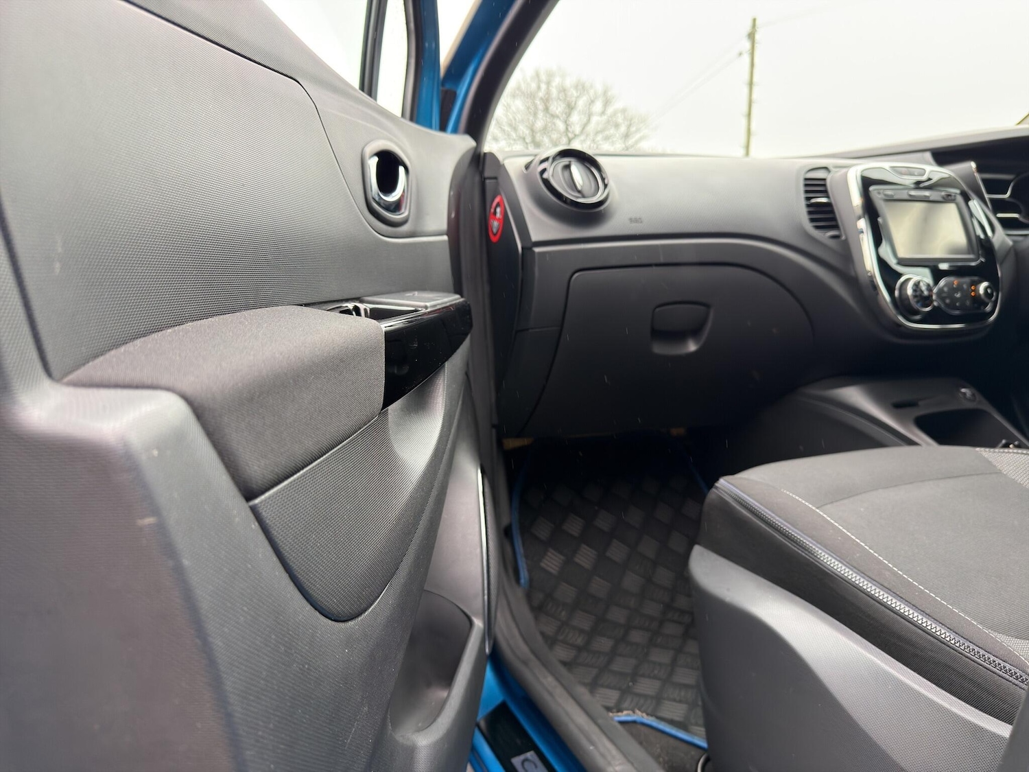 Used Renault Captur 2015 for sale - 77793376: Photo 23