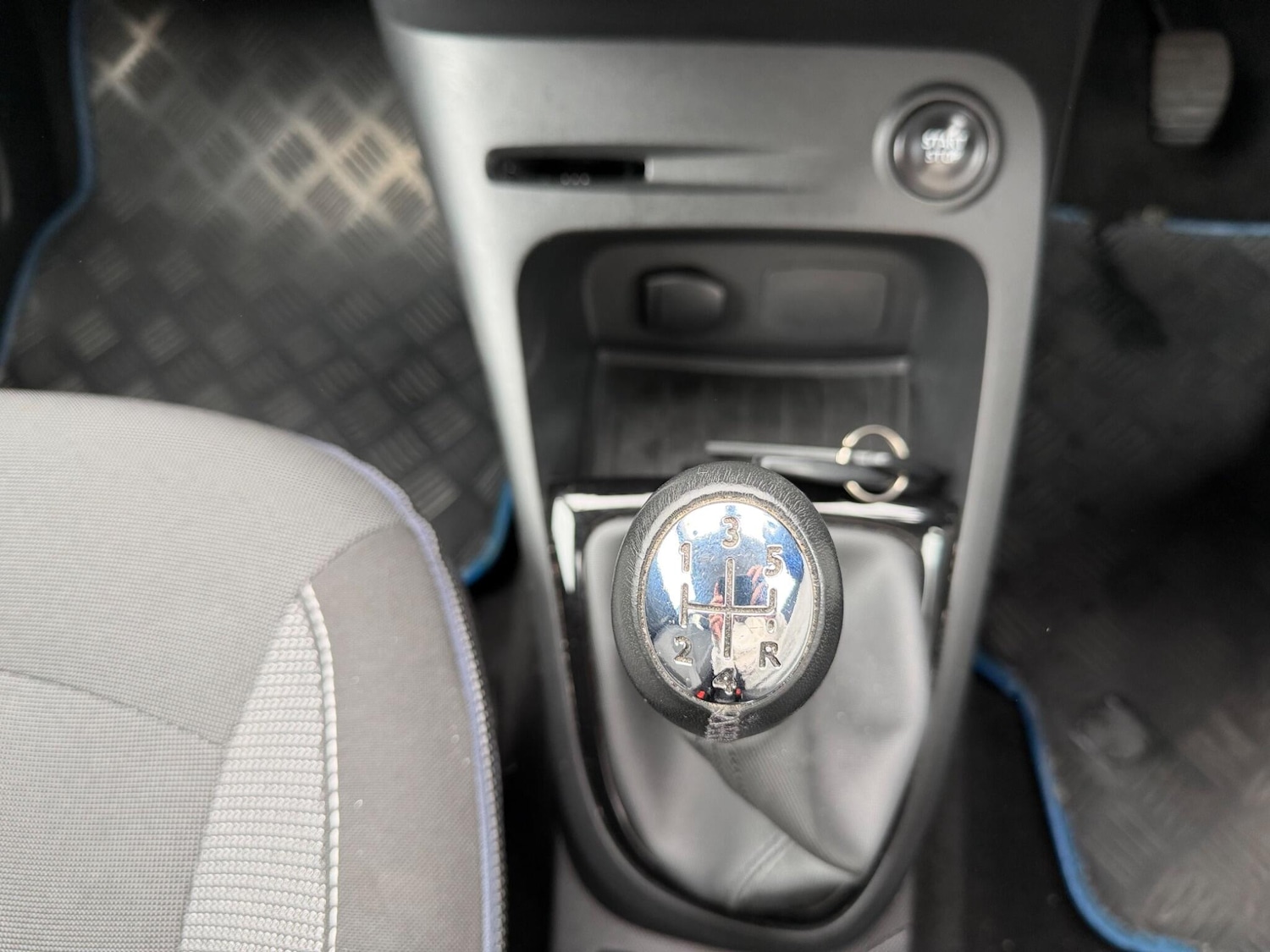 Used Renault Captur 2015 for sale - 77793376: Photo 25