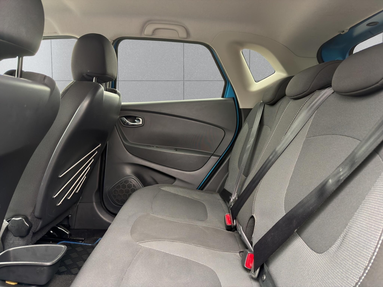 Used Renault Captur 2015 for sale - 77793376: Photo 32