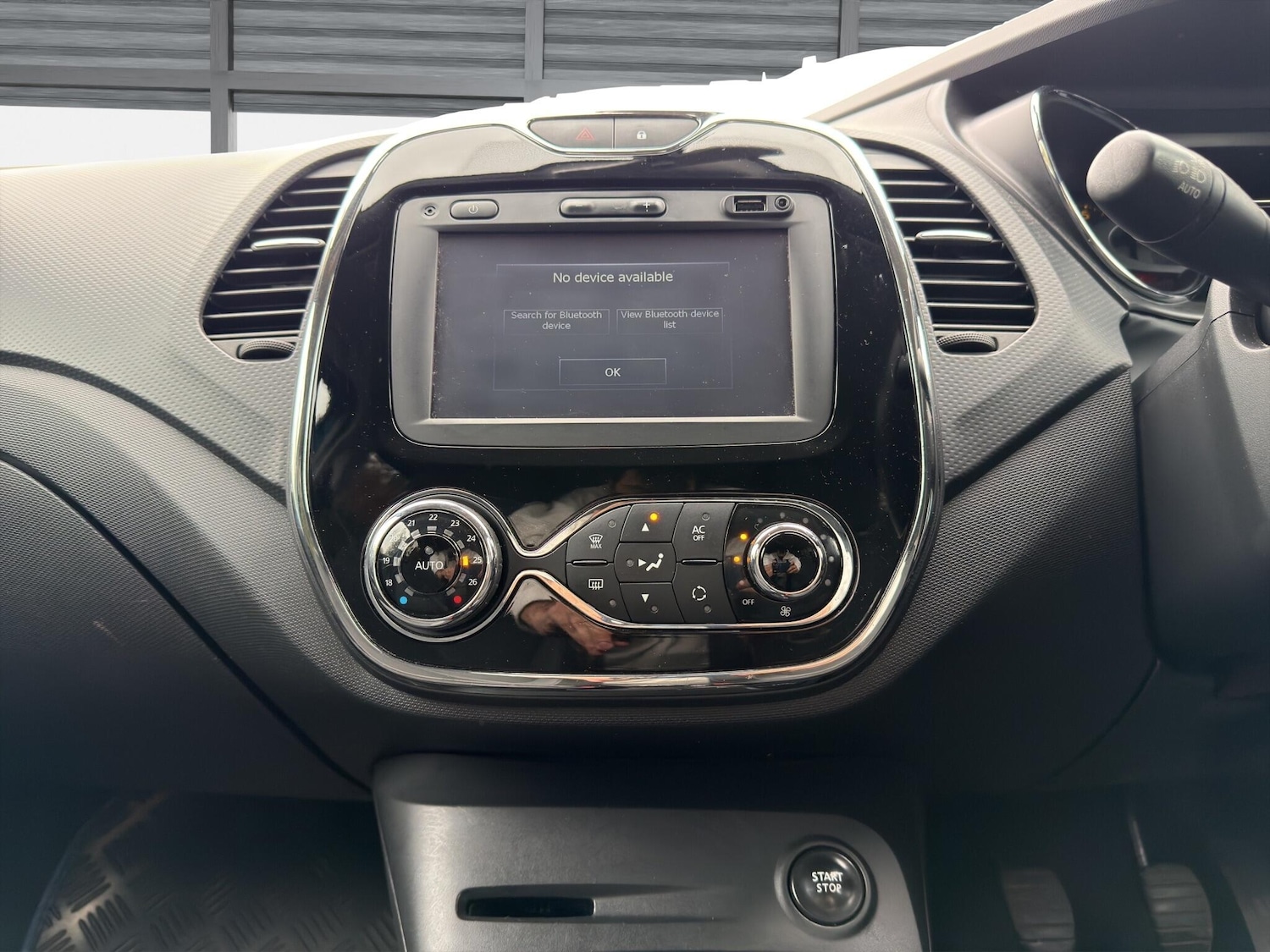 Used Renault Captur 2015 for sale - 77793376: Photo 42
