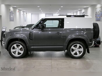Used Land Rover Defender 2023 for sale - 78751567: Photo