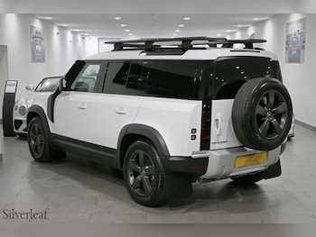 Used Land Rover Defender 110 2023 for sale - 78795973: Photo