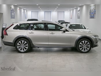 Used Volvo V90 Cross Country 2020 for sale - 78842394: Photo