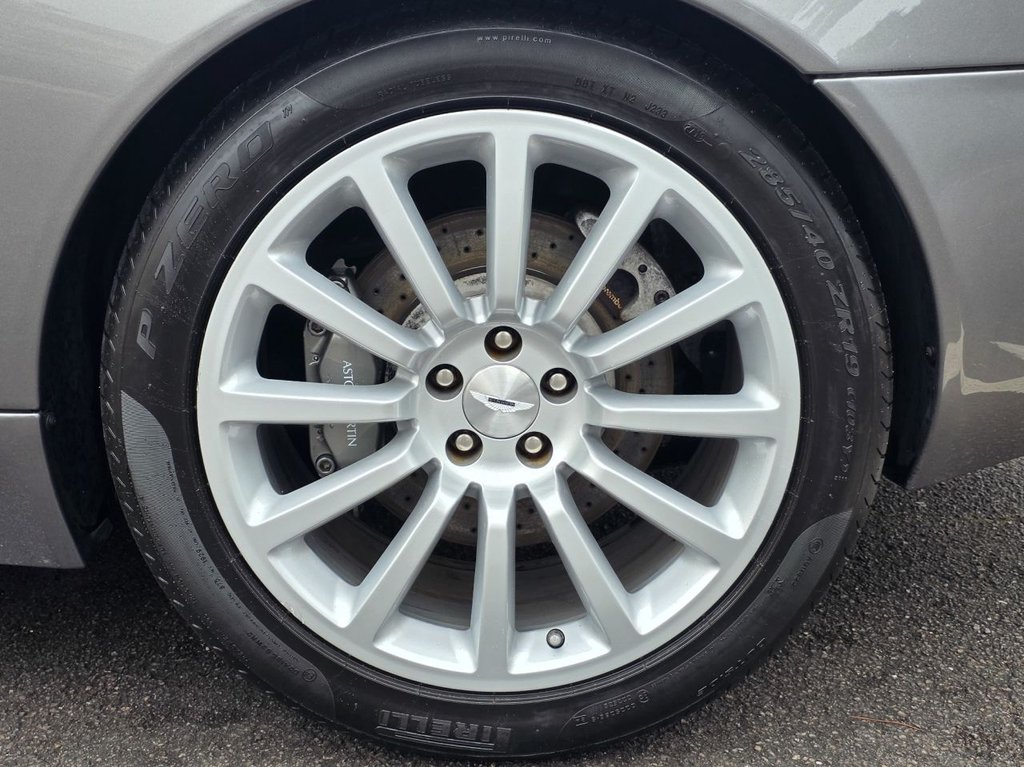 Used Aston Martin Vanquish 2003 for sale - 77806830: Photo 21