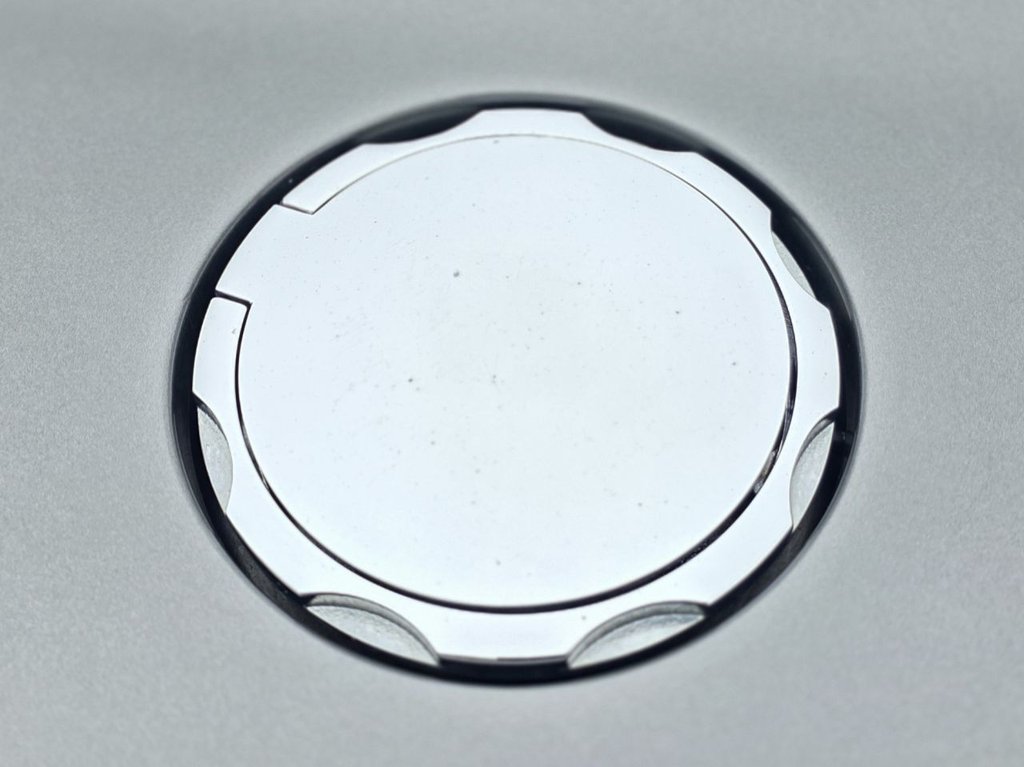 Used Aston Martin Vanquish 2003 for sale - 77806830: Photo 23