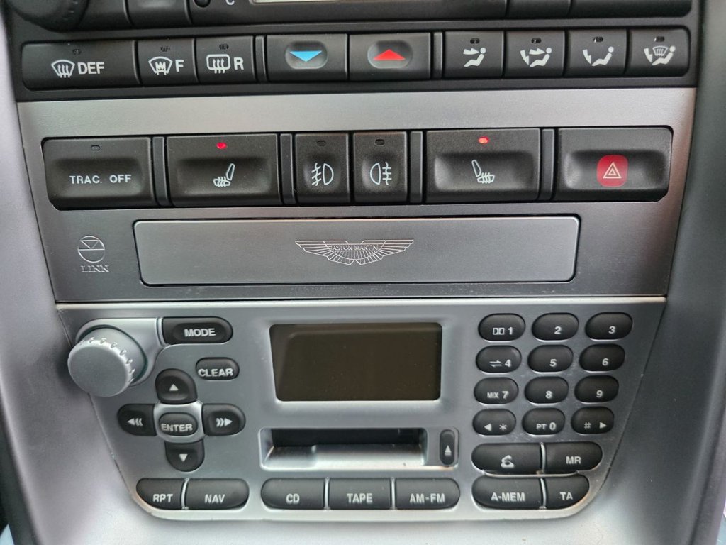 Used Aston Martin Vanquish 2003 for sale - 77806830: Photo 30