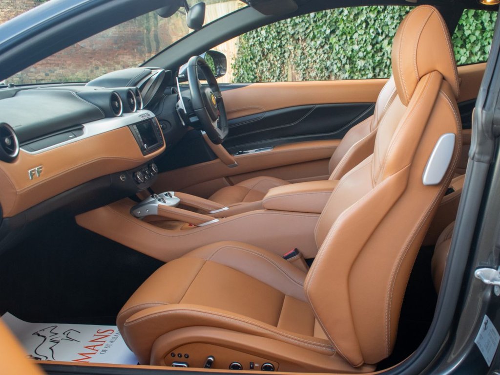 Used Ferrari FF 2014 for sale - 77890806: Photo 5