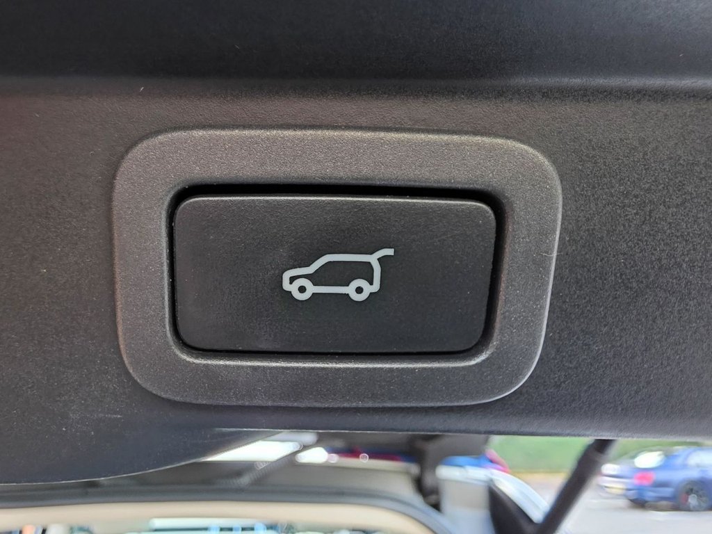 Used Land Rover Range Rover Sport 2017 for sale - 76482385: Photo 31