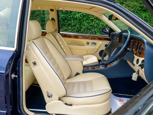 Used Bentley Continental 1996 for sale - 75444424: Photo 7
