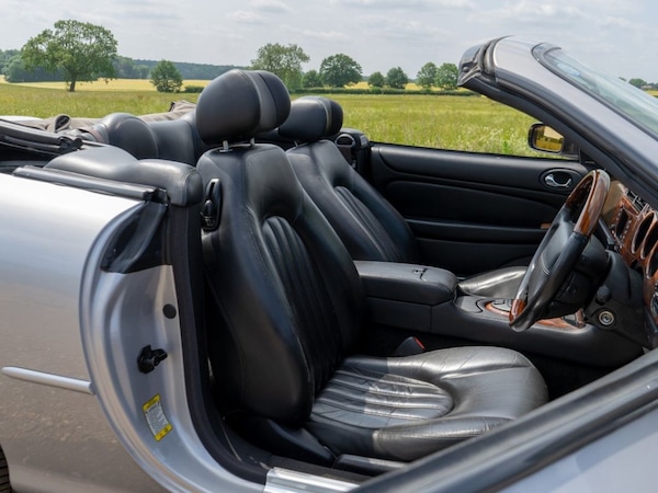 Used Jaguar XK8 2001 for sale - 74998295: Photo 24