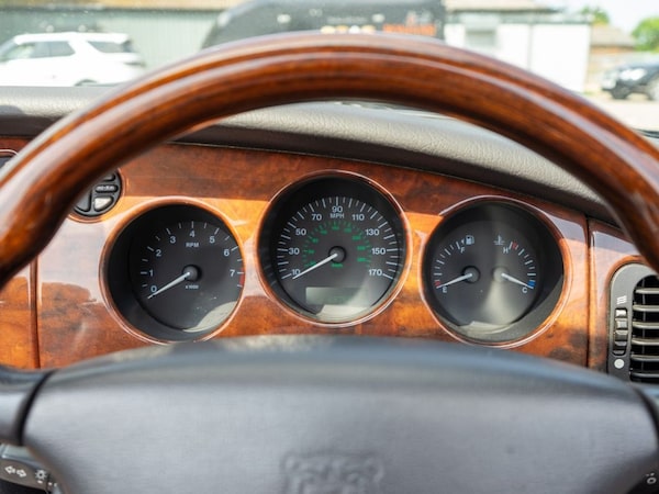 Used Jaguar XK8 2001 for sale - 74998295: Photo 25