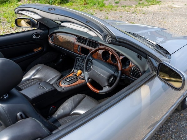 Used Jaguar XK8 2001 for sale - 74998295: Photo 6