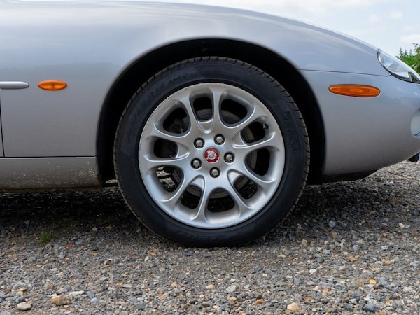 Used Jaguar XK8 2001 for sale - 74998295: Photo 8