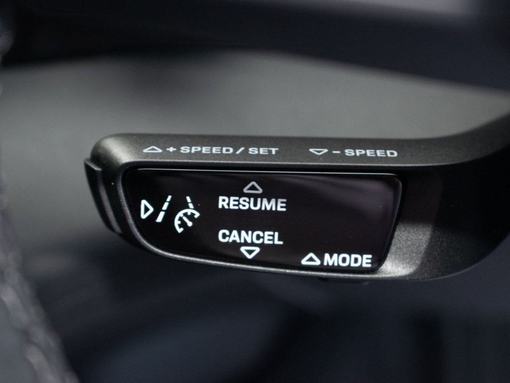 Used Porsche Taycan 2023 for sale - 78134549: Photo 22