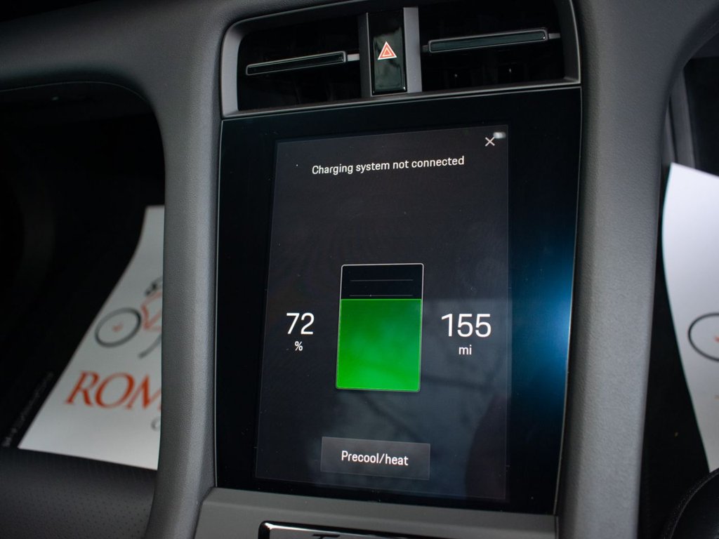 Used Porsche Taycan 2023 for sale - 78134549: Photo 25