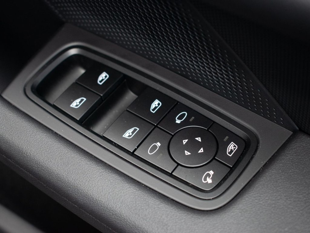 Used Porsche Taycan 2023 for sale - 78134549: Photo 42