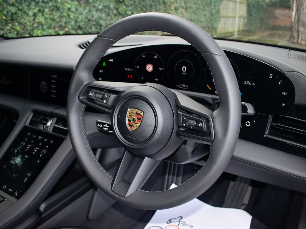 Used Porsche Taycan 2023 for sale - 78134549: Photo 43