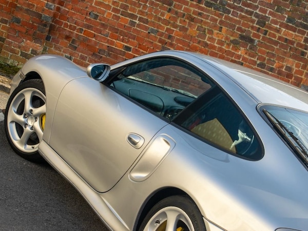 Used Porsche 911 2002 for sale - 74900938: Photo 17