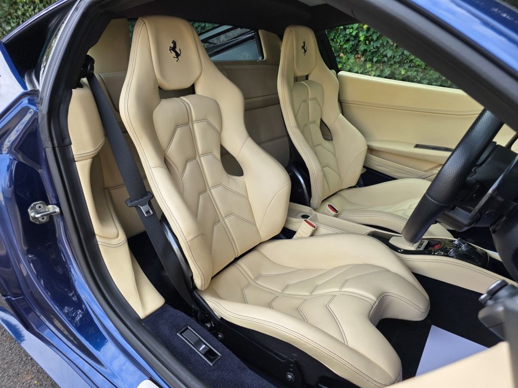 Used Ferrari 458 2011 for sale - 76147683: Photo 8