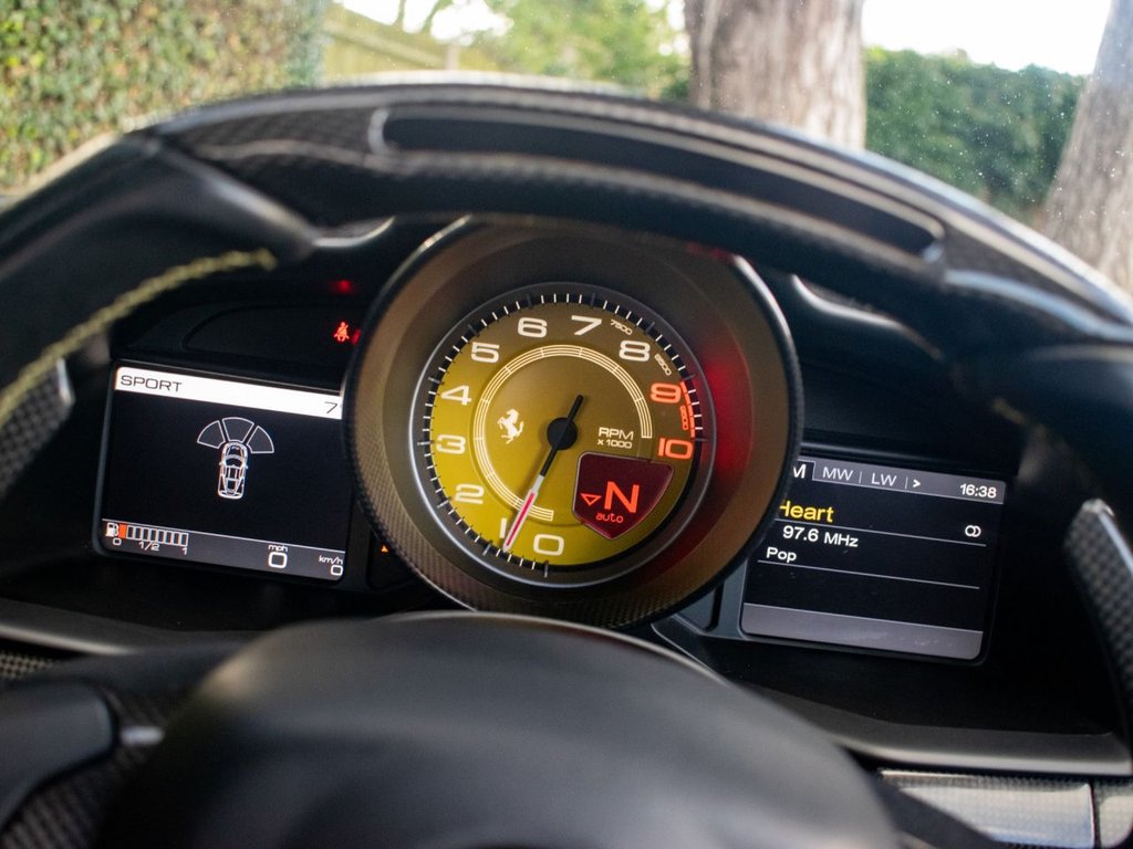 Used Ferrari 458 2014 for sale - 77499280: Photo 37