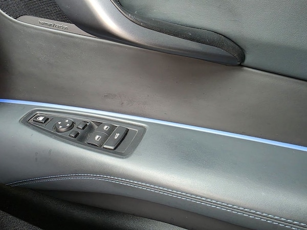 Used BMW i8 2017 for sale - 75607335: Photo 31